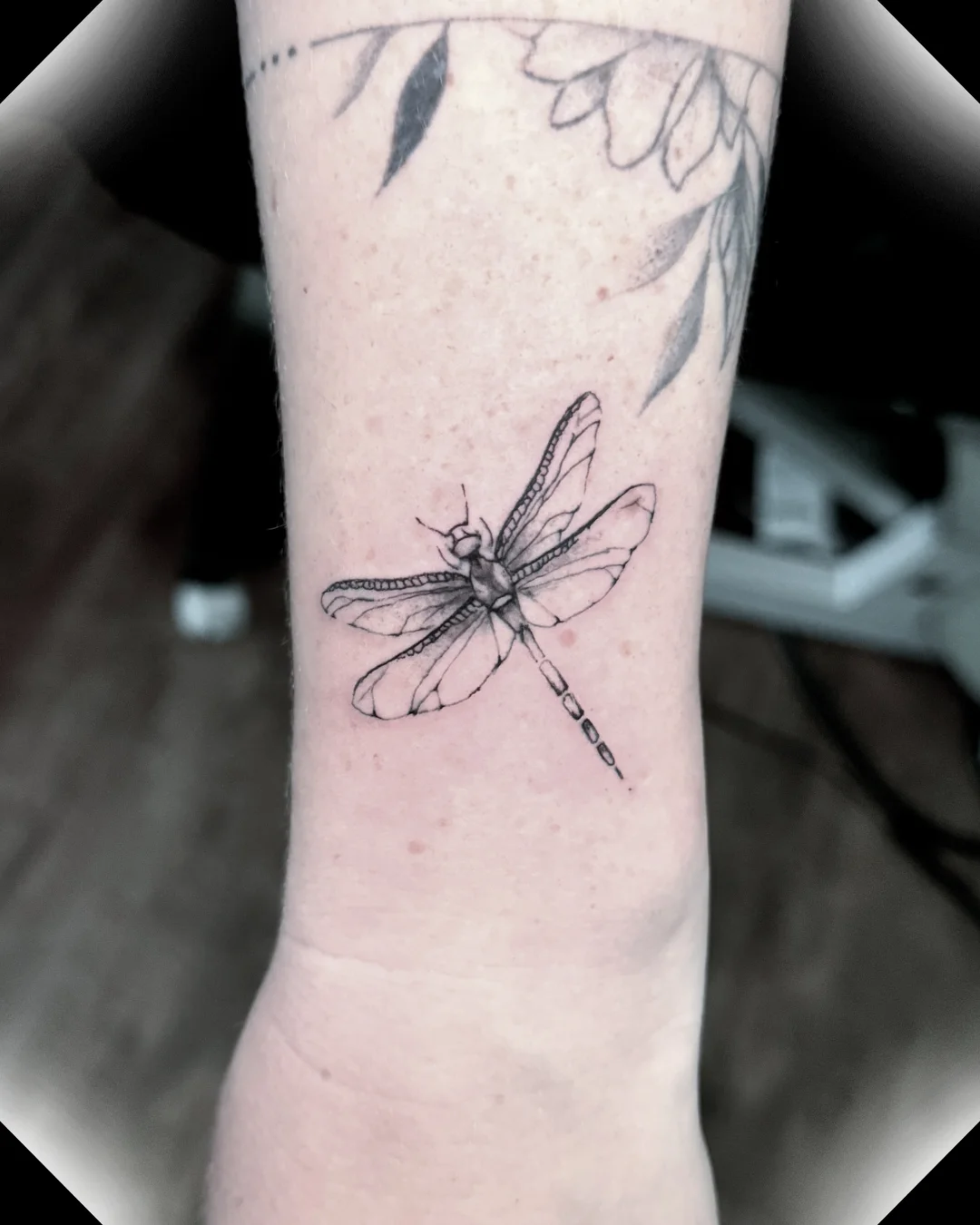 szkoto — Fineline Tattoo Bern — Berkunst Tattoo Utzenstorf