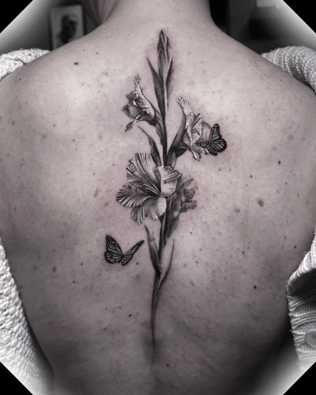 hatvirag — Floral Tattoo Bern — Berkunst Tattoo Utzenstorf