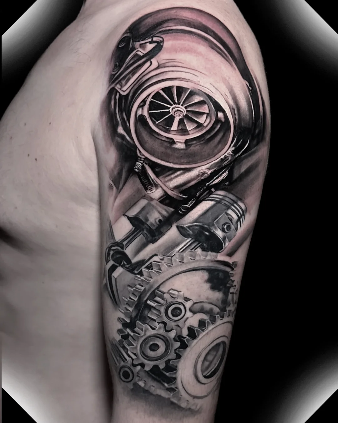 turbo — Realistik Tattoo Bern — Berkunst Tattoo Utzenstorf